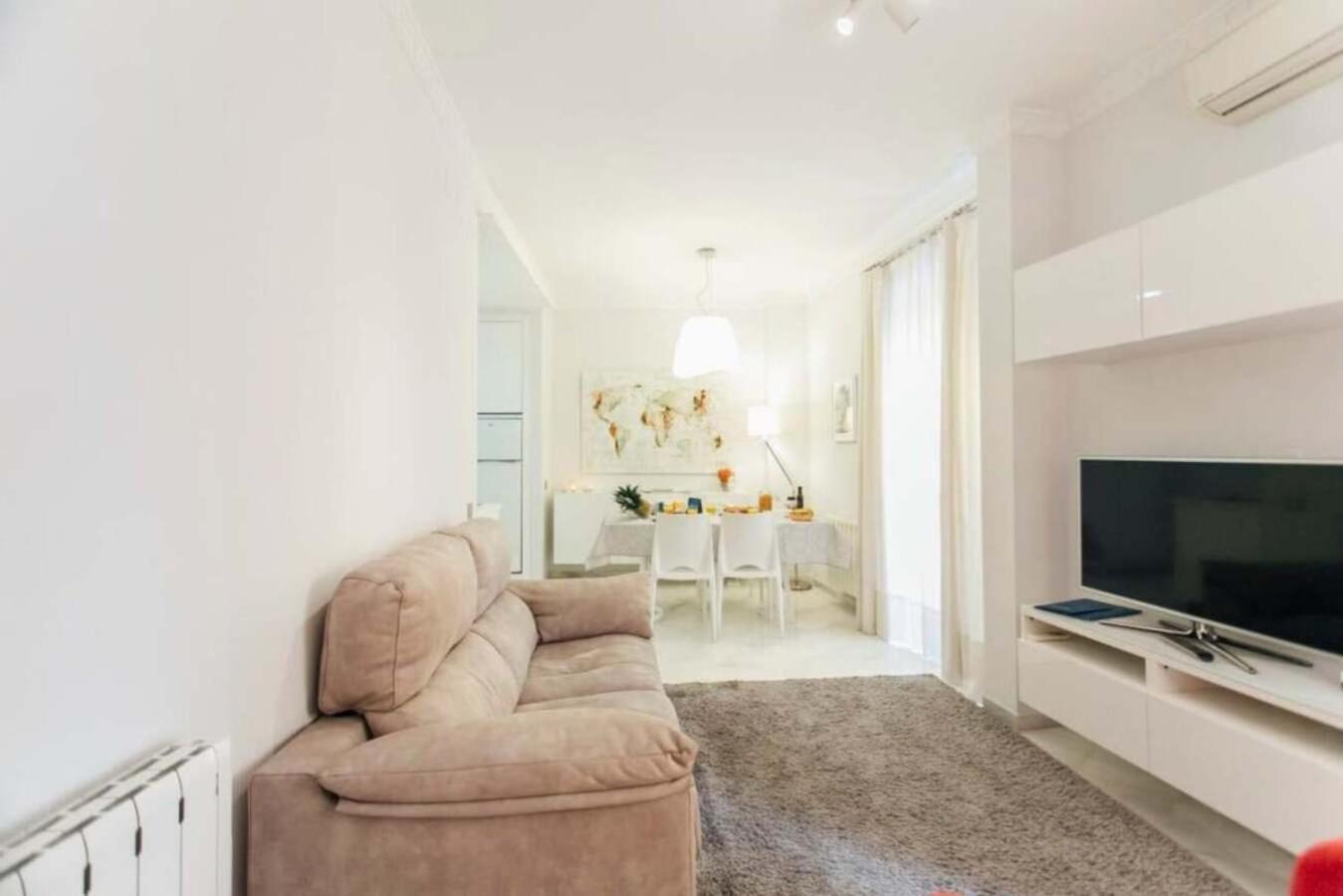 Minimalism And Modern- 2Bd 1Bth- Las Setas Севілья Екстер'єр фото