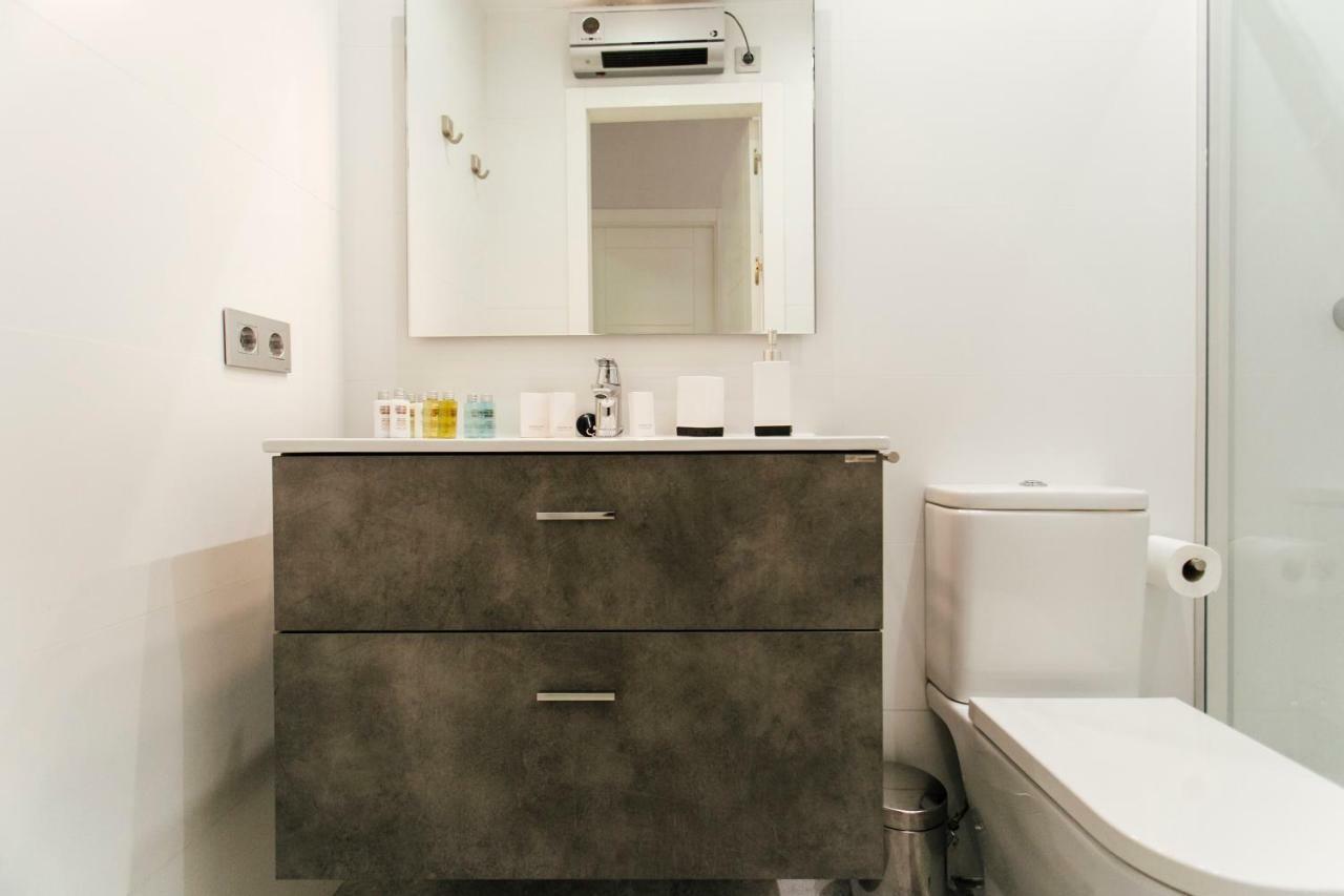 Minimalism And Modern- 2Bd 1Bth- Las Setas Севілья Екстер'єр фото
